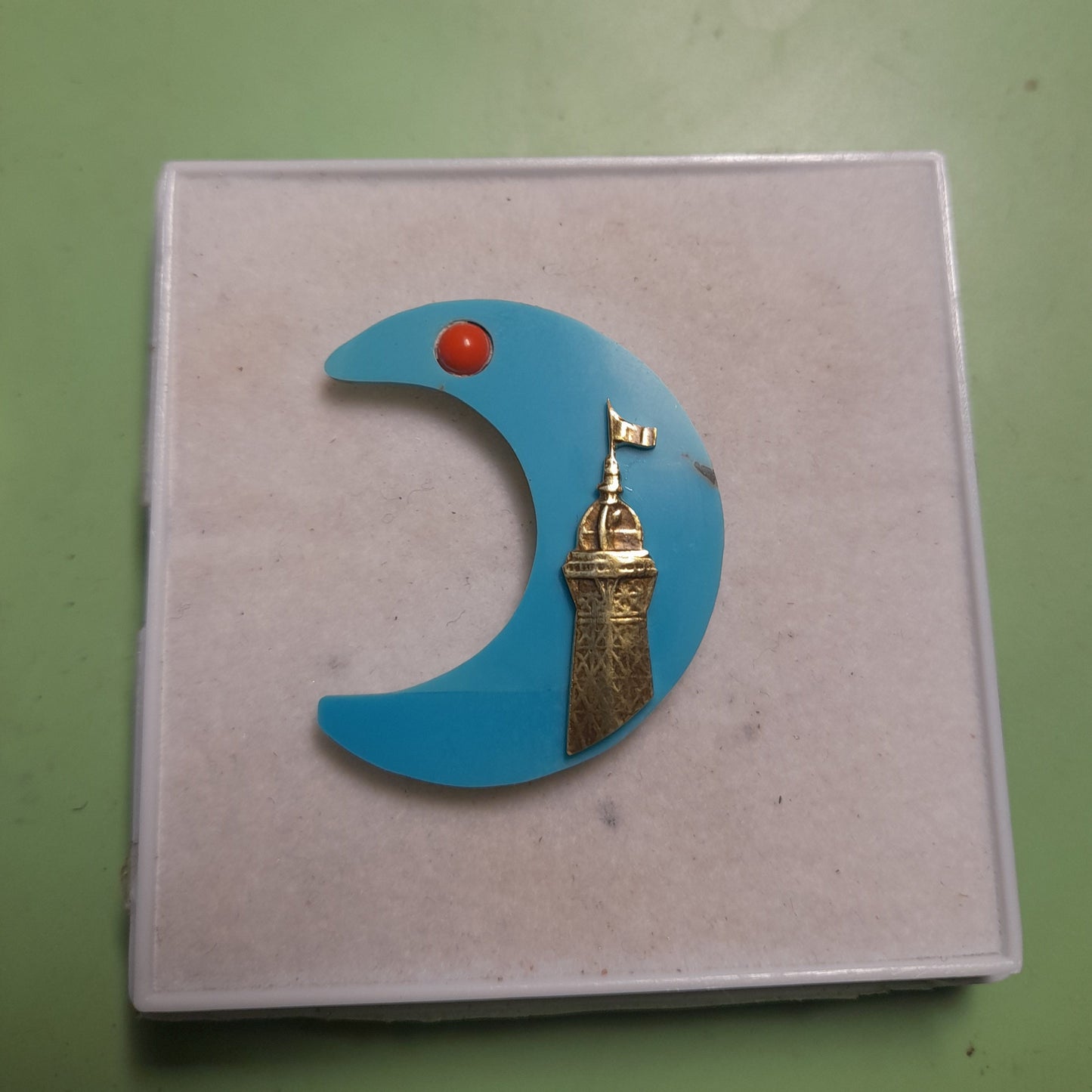 Montre Joaillière : "Eiffel" / Sur-Mesure