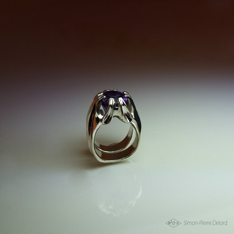 “Flower of Eternity” ring