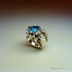 "Unveiling", High Jewelry Ring, Blue Topaz, Lost wax technique. Arts and Crafts