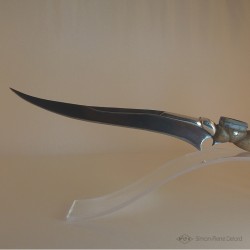 "Primordial Reptile" High Jewelry Knife. View of the blade