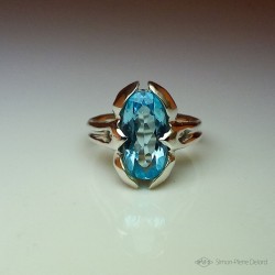"Flower of Sky", High Jewelry Ring, Blue Topaz, Lost wax technique