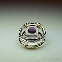 "Perle de Tempérance", Bague en Argentium et Améthyste, Haute Joaillerie. Pièce unique. Technique de la cire perdue.
