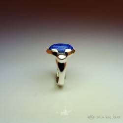 "Bastet", High Jewelry Ring, Lapis lazuli pupil, Lost wax technique. Arts and Crafts