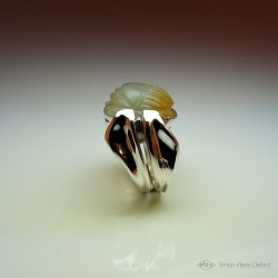 "Khepri", High Jewelry Ring, Scarab carved in agate, Lost wax technique. Arts and Crafts