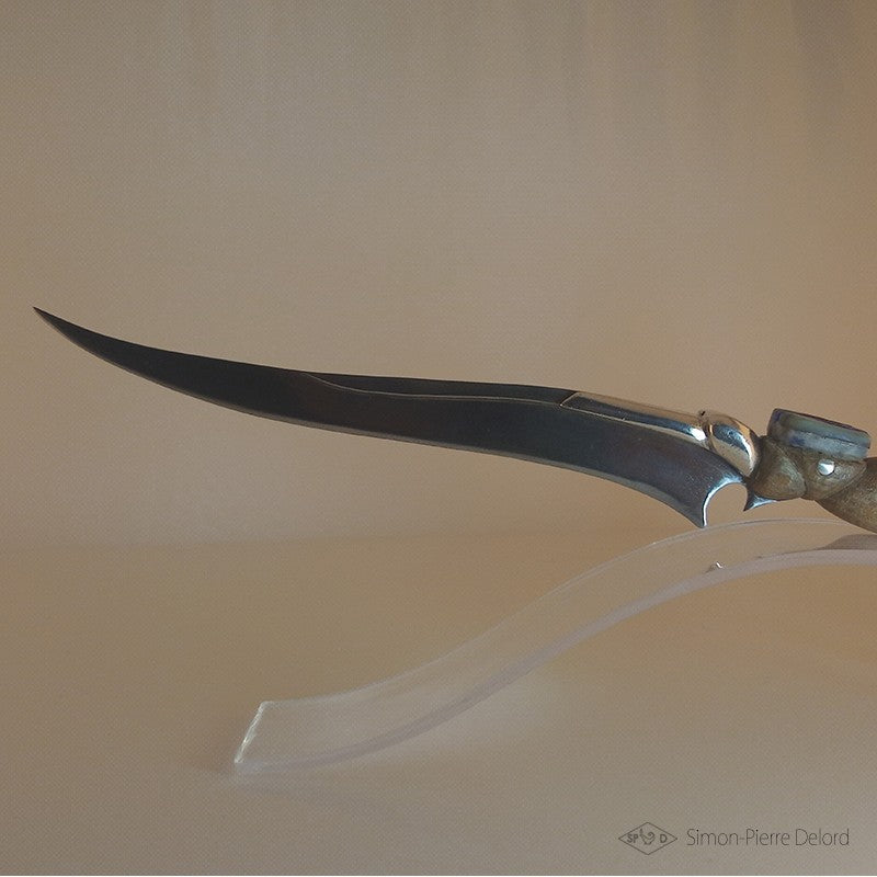 “Primordial Reptile” Knife