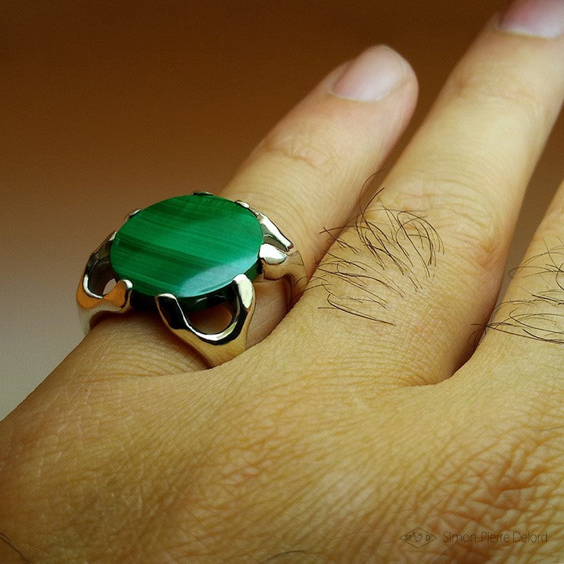 “Canopy” ring