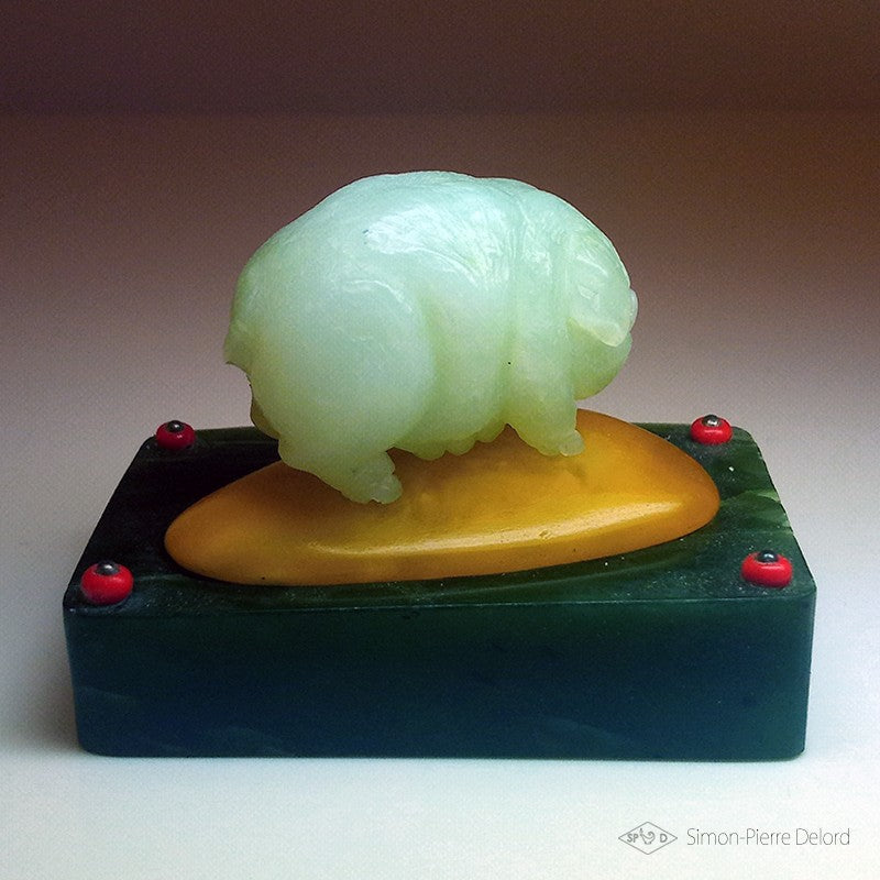 Unique Sculpture in Jade and Amber: "The Pig of Prosperity"