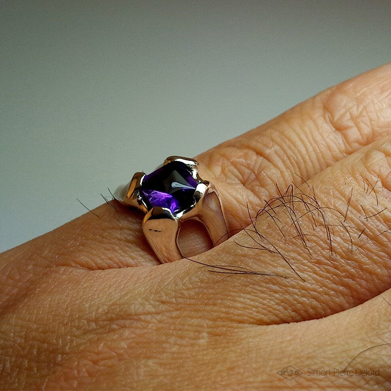 “Nectar” ring